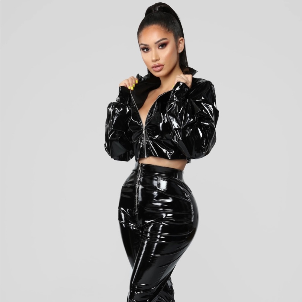 BNWT Fashion Nova 2 piece black patent leather jacket, pants zip outfit Sexy fit